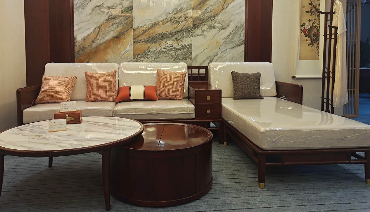 客厅新中式沙发哪种好？怎么选？