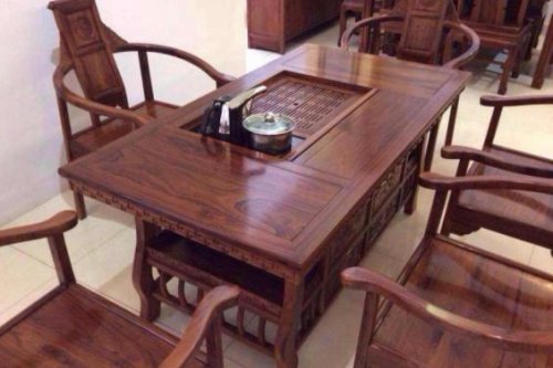 茶桌选红木家具怎么样？价格多少？